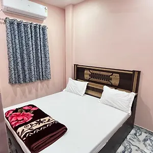 Shree Sharda Maa Paying Guest house Varanasi
